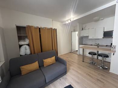 Appartement à louer 520 € 1 pièce 23 m² 1er étage Libourne 33500