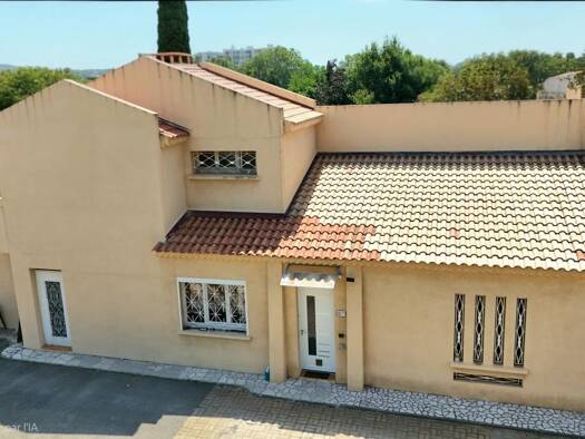 Maison à vendre 438 000 € 5 pièces 4 chambres 143 m² 400 m² de terrain Le Touret Salon-de-Provence 13300