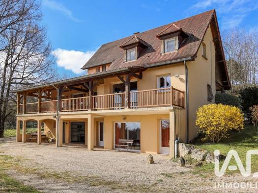 Maison à vendre 389 000 € 6 pièces 3 chambres 170 m² 2 940 m² de terrain Le Pontet-La Plane Sarlat-la-Canéda 24200