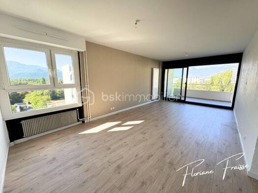 Appartement à vendre 299 000 € 3 pièces 2 chambres 75 m² Étage 7/8 Bealieres Meylan 38240