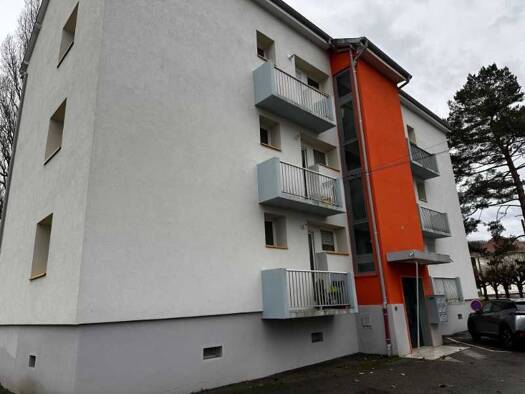 Appartement à vendre 82 000 € 4 pièces 2 chambres 73 m² 1er étage Grand-Charmont 25200