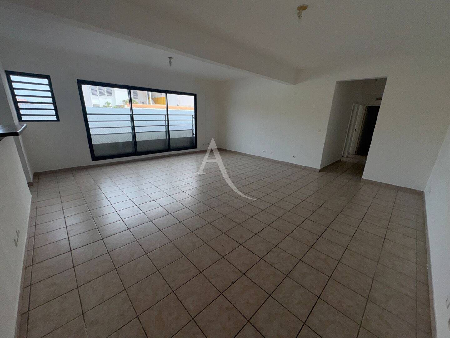 Maison à louer, 77m², CAYENNE