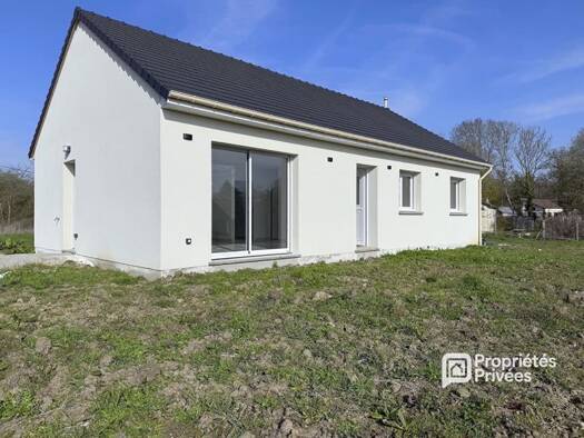Maison de plain-pied à vendre 182 000 € 4 pièces 3 chambres 85 m² 1 575 m² de terrain Breteuil 27160