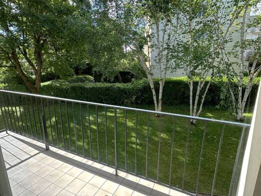 Appartement à louer 2 000 € 4 pièces 3 chambres 77 m² Étage 1/3 Le Centre Meudon 92190