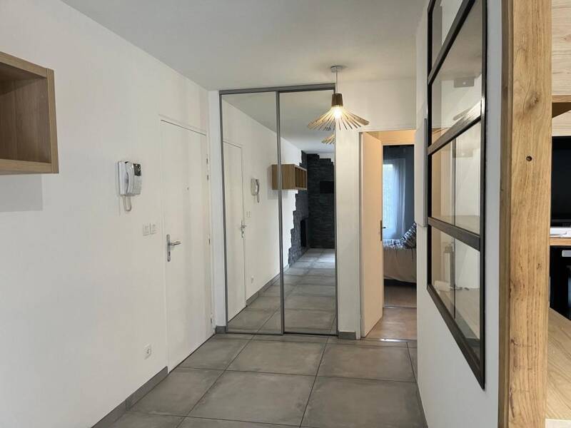 Maison à louer, 61m², VAULX EN VELIN