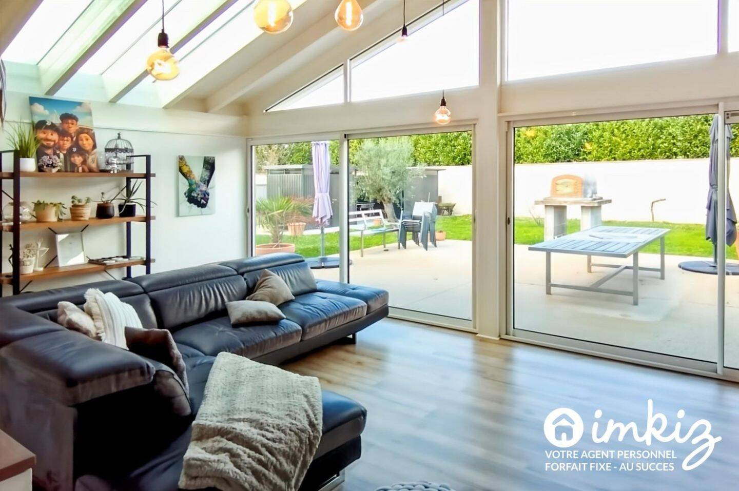 Maison à vendre, 161m², SAINT PIERRE DE CHANDIEU