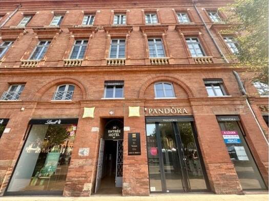 Local commercial à louer 15 266 € 83 m² de surface de vente Capitole Toulouse 31000