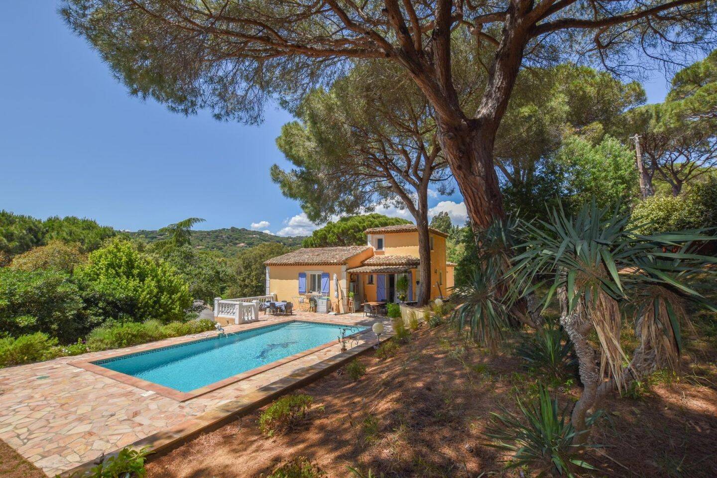 Maison à vendre, 160m², LA CROIX VALMER