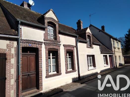 Maison à vendre 139 000 € 6 pièces 3 chambres 135 m² 944 m² de terrain La Ferté-Vidame 28340
