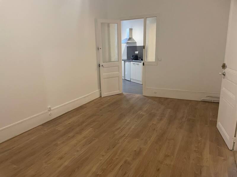 Maison à louer, 43m², PARIS 15E