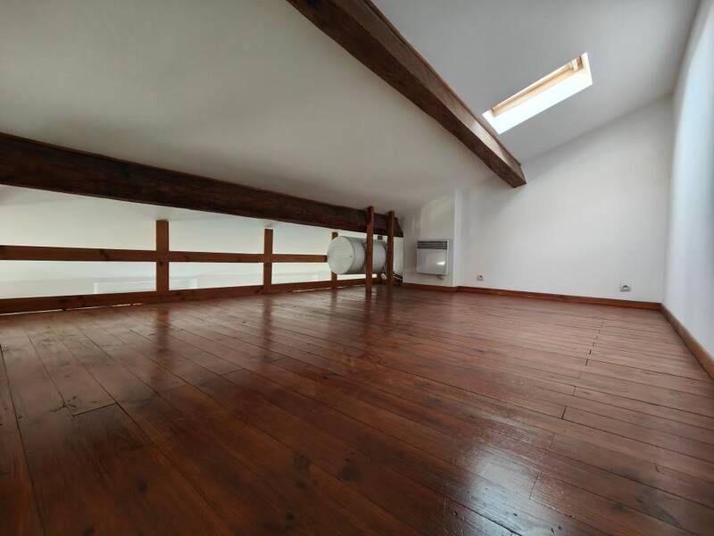 Maison à louer, 37m², TOULON