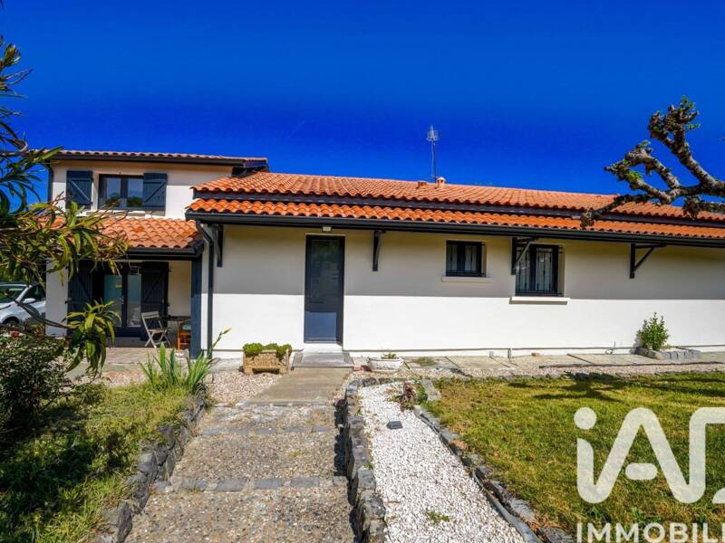 Maison à vendre, 130m², FARGUES SAINT HILAIRE