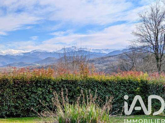 Maison de plain-pied à vendre 316 000 € 6 pièces 4 chambres 186 m² 2 454 m² de terrain Mercenac 09160