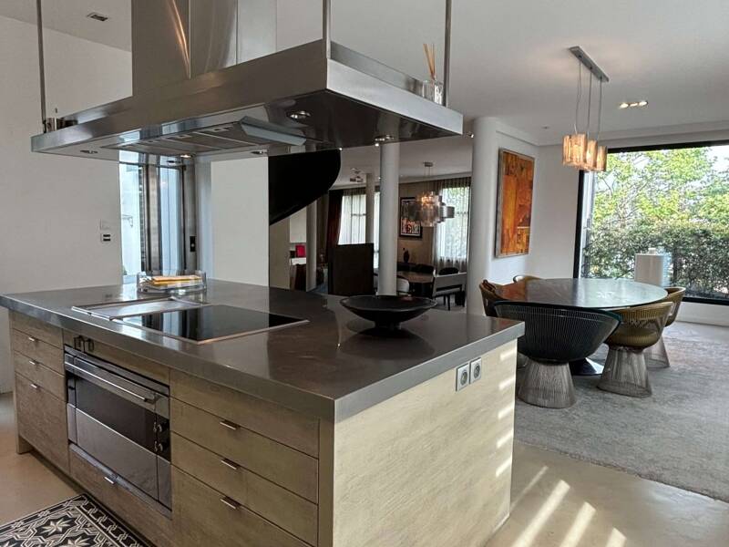 Maison à louer, 465m², PARIS 15E