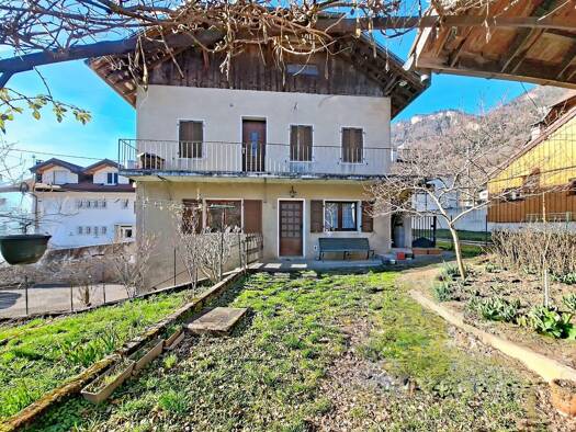 Maison à vendre 350 000 € 6 pièces 5 chambres 155 m² Ayse 74130