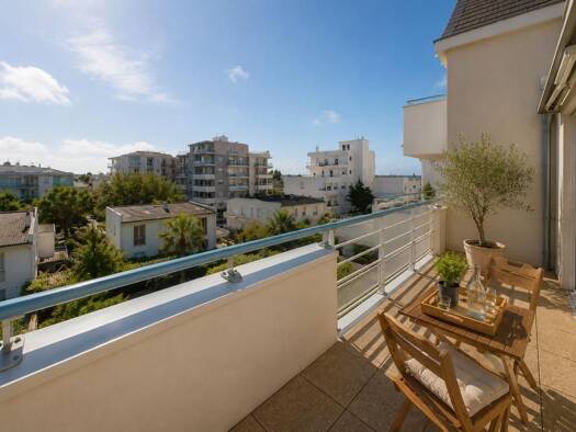 Appartement à vendre 799 900 € 4 pièces 3 chambres 116 m² Étage 3/3 Gambetta Pornichet 44380
