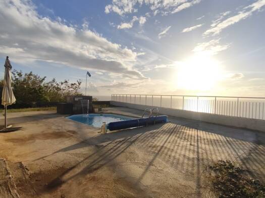 Villa à vendre 645 000 € 6 pièces 4 chambres 130 m² 809 m² de terrain Saint-Leu 97424