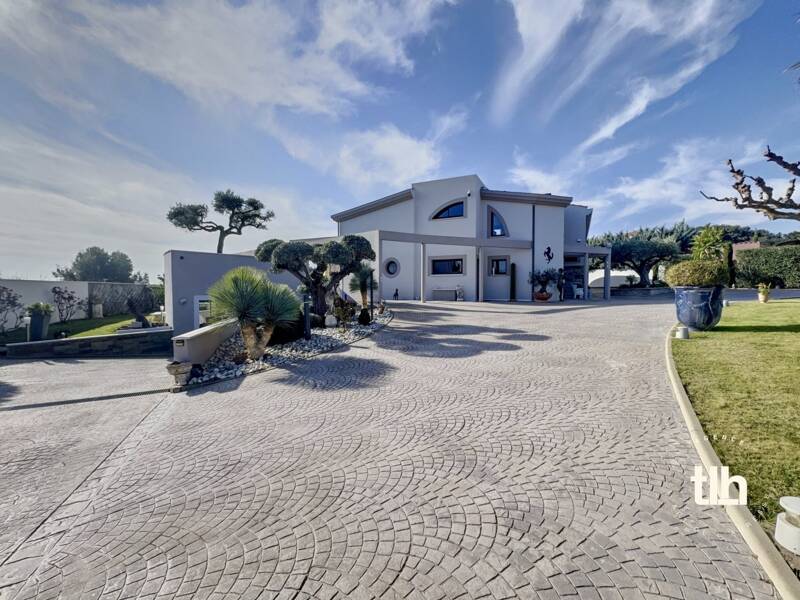 Maison à vendre, 377m², NIMES