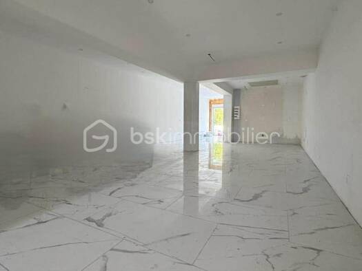 Maison de ville à vendre 198 000 € 6 pièces 4 chambres 170 m² 370 m² de terrain Centre Ville Liévin 62800