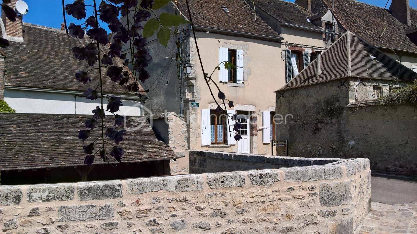Maison à vendre, 197m², FERRIERES EN GATINAIS