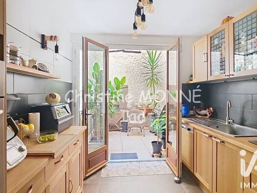 Maison à vendre 205 000 € 4 pièces 2 chambres 91 m² 46 m² de terrain Centre Ville Thuir 66300