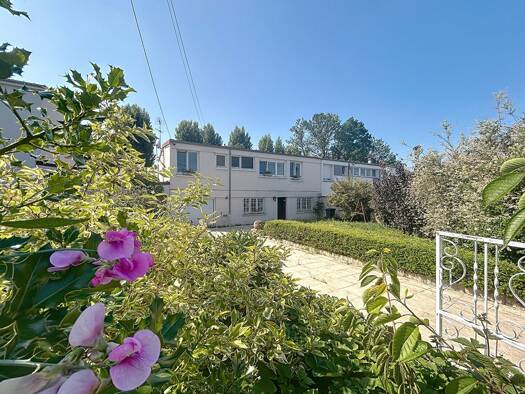 Maison à vendre 225 000 € 6 pièces 3 chambres 116 m² 542 m² de terrain Vigy 57640