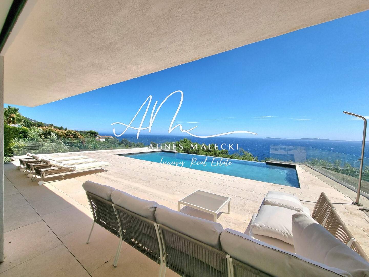 Maison à vendre, 205m², RAYOL CANADEL SUR MER