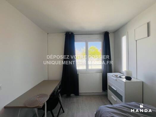 Colocation à louer 525 € 5 pièces 4 chambres 2ème étage Reste des Chenes-Le Ponceau Cergy 95000