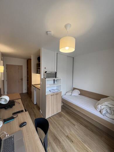 Appartement à vendre 105 600 € 1 pièce 16,7 m² 6ème étage Corentin Celton Issy-les-Moulineaux 92130