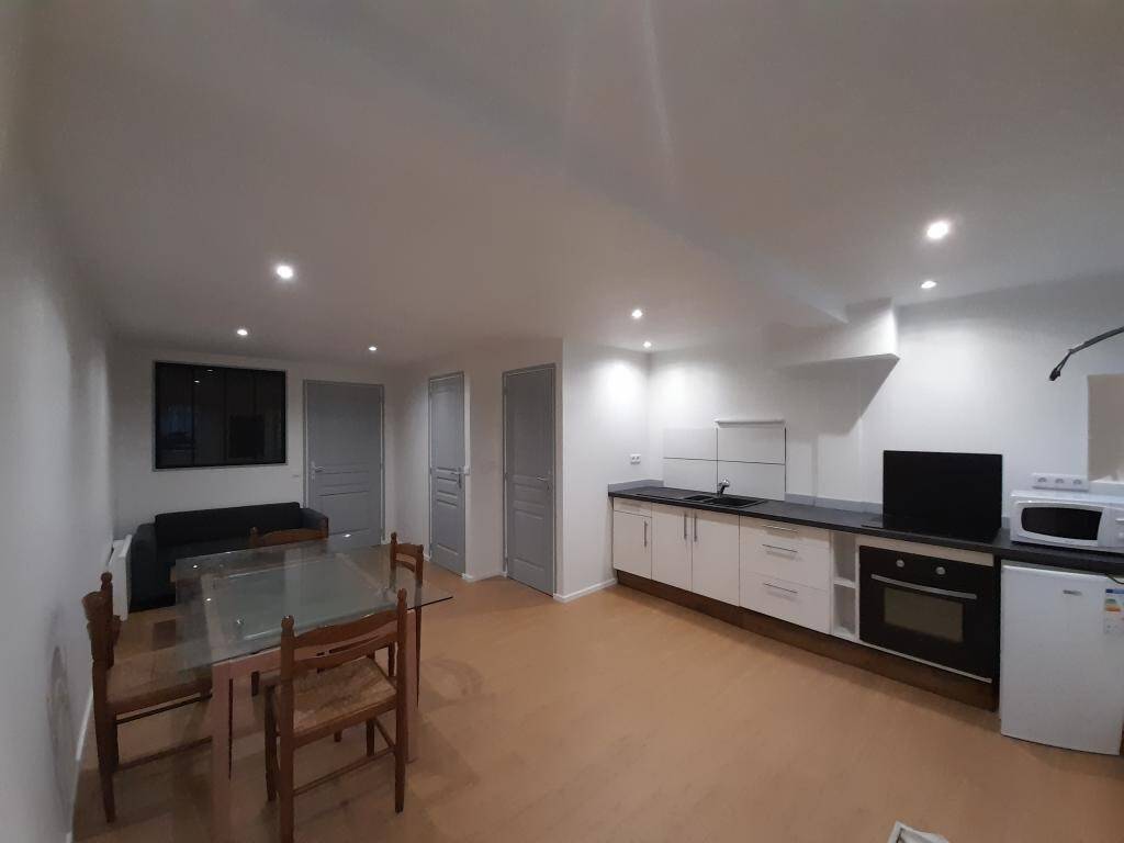 Maison à louer, 37m², PAU