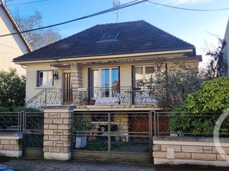 Maison à vendre, 93m², SAINT MAUR DES FOSSES