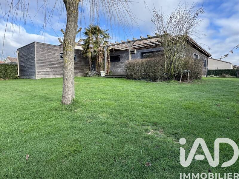 Maison à vendre, 102m², LA CHATAIGNERAIE