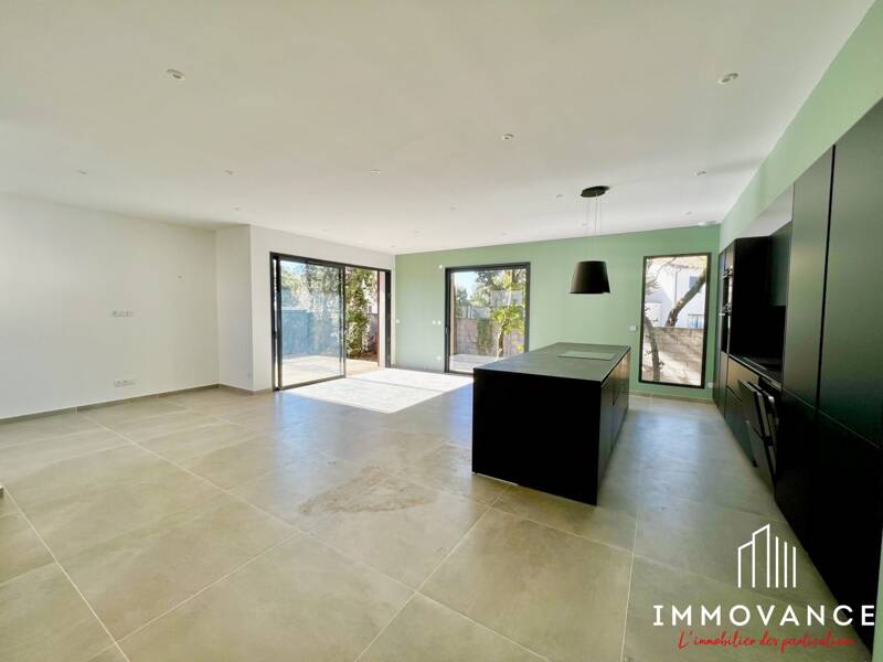 Maison à louer, 132m², SAINT MATHIEU DE TREVIERS