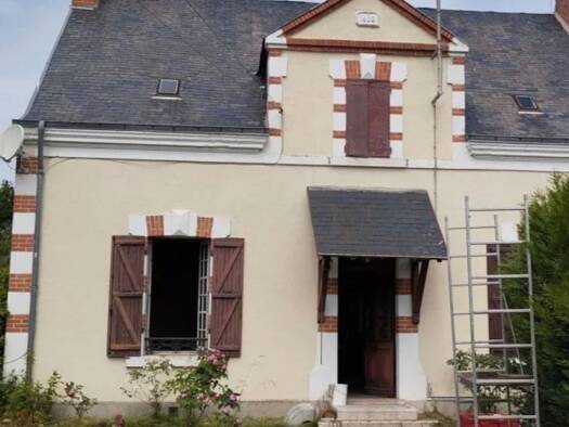 Maison à vendre 72 000 € 4 pièces 3 chambres 90 m² 900 m² de terrain Thénioux 18100