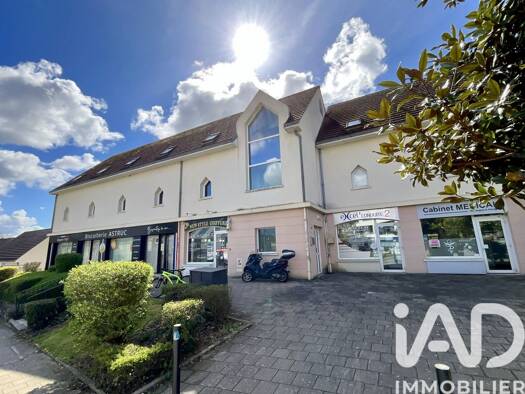 Appartement à vendre 230 000 € 3 pièces 2 chambres 54 m² Étage 2/2 Magny-le-Hongre 77700