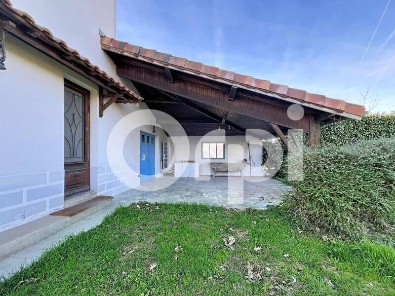 Maison à louer, 102m², LE CUING