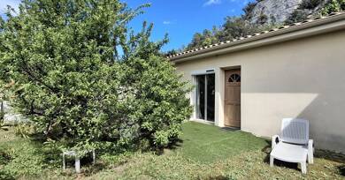 Villa à vendre 198 000 € 4 pièces 1 chambre 65 m² 170 m² de terrain Saint Restitut 26130
