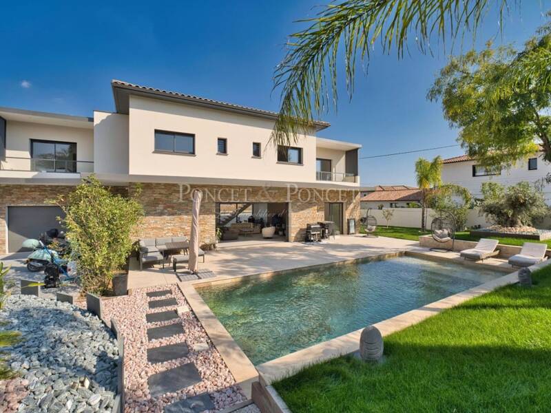 Maison à vendre, 212m², SAINT JEAN DE VEDAS