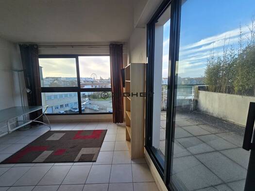Appartement à vendre 167 400 € 1 pièce 22 m² Étage 4/4 Centre Ville La Rochelle 17000