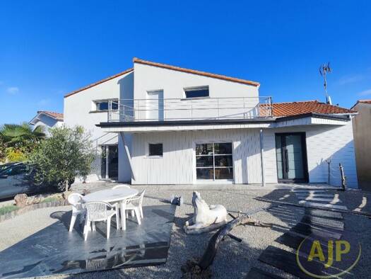 Maison à vendre 349 000 € 4 pièces 3 chambres 113 m² 590 m² de terrain L'Aiguillon-la-Presqu'île 85460