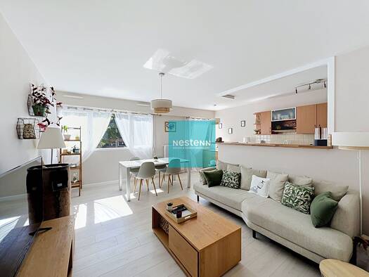 Appartement à vendre 210 000 € 3 pièces 2 chambres 68 m² Étage 1/6 Saint Nicolas Le Plessis-Bouchard 95130