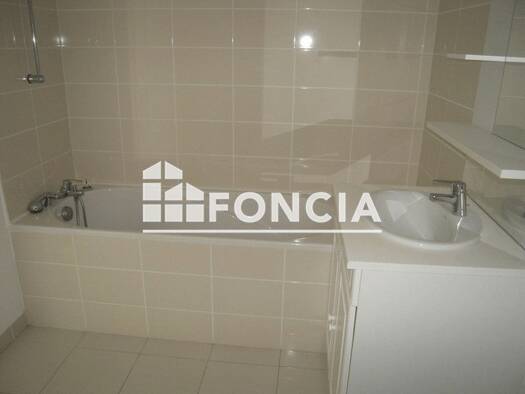 Appartement à louer 490 € 1 pièce 29,6 m² 1er étage Europe Brest 29200