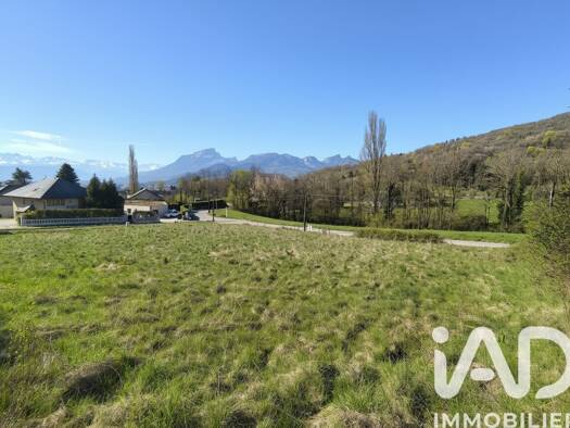 Terrain constructible viabilisé à vendre 217 000 € 626 m² de terrain Nord Saint-Alban-Leysse 73230