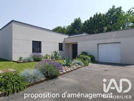 Maison de plain-pied à vendre 289 000 € 4 pièces 3 chambres 110 m² 708 m² de terrain Coëtmieux 22400