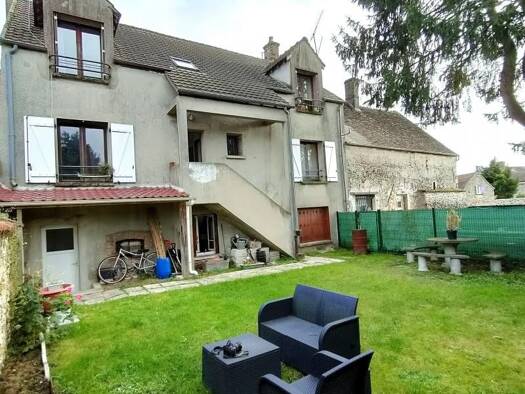 Immeuble à vendre 399 000 € 254 m² Touquin 77131