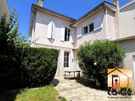 Maison à vendre 254 400 € 5 pièces 3 chambres 110 m² Agen 47000