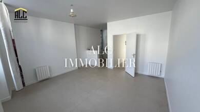 Appartement à louer 480 € 2 pièces 1 chambre 45 m² RDC Alencon 61000