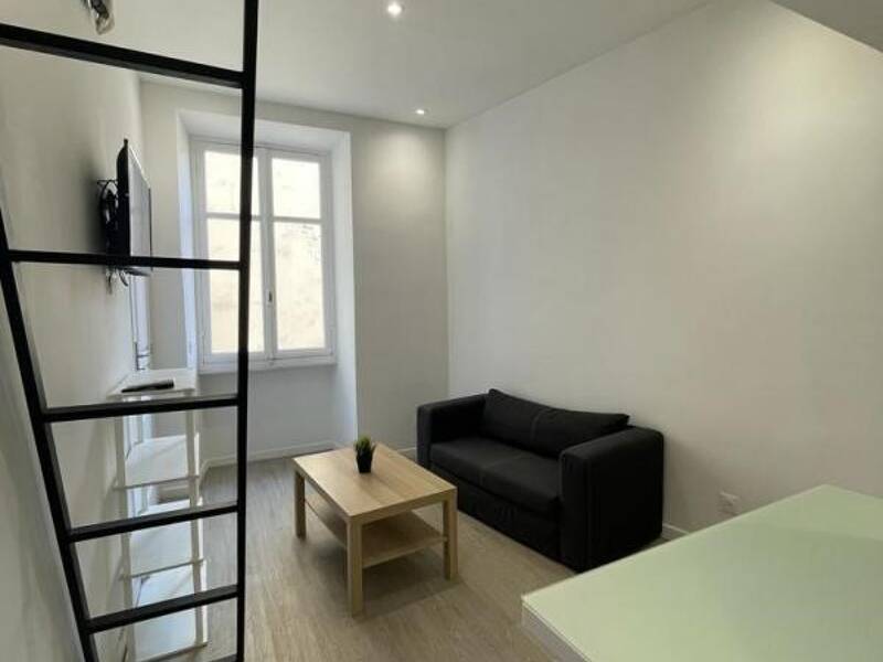 Maison à louer, 14m², NICE