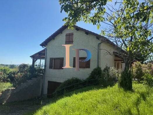 Maison à vendre 153 500 € 4 pièces 3 chambres 131 m² 1 273 m² de terrain Iguerande 71340