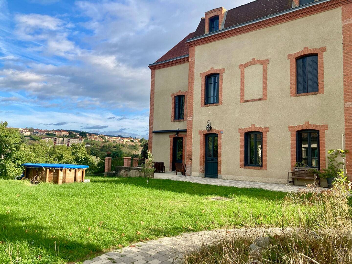 Maison à vendre, 160m², SAINT SYMPHORIEN SUR COISE